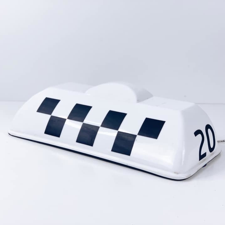 Шашка таксі біла велика 1