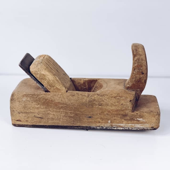 Рубанок старий