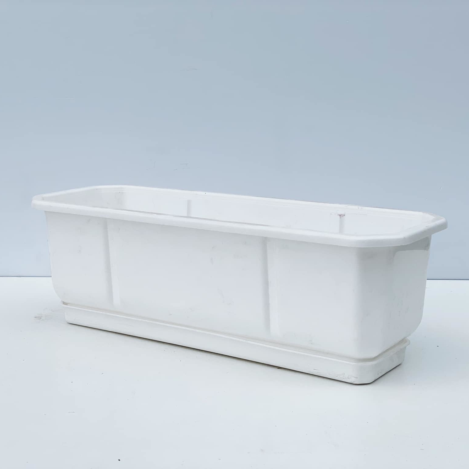 Вазон-кашпо прямокутний білий пластик