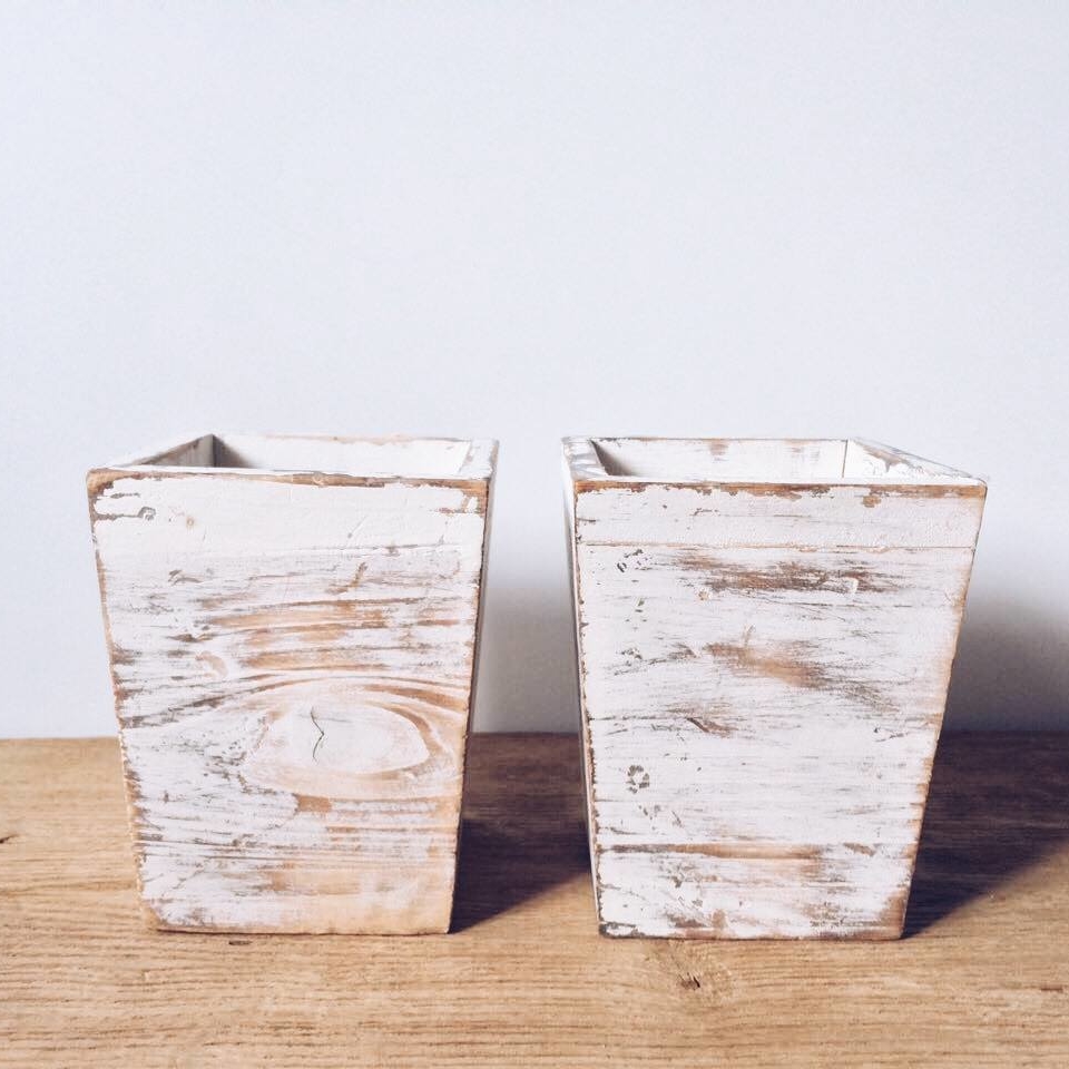 Кашпо дерев'яне мале білене