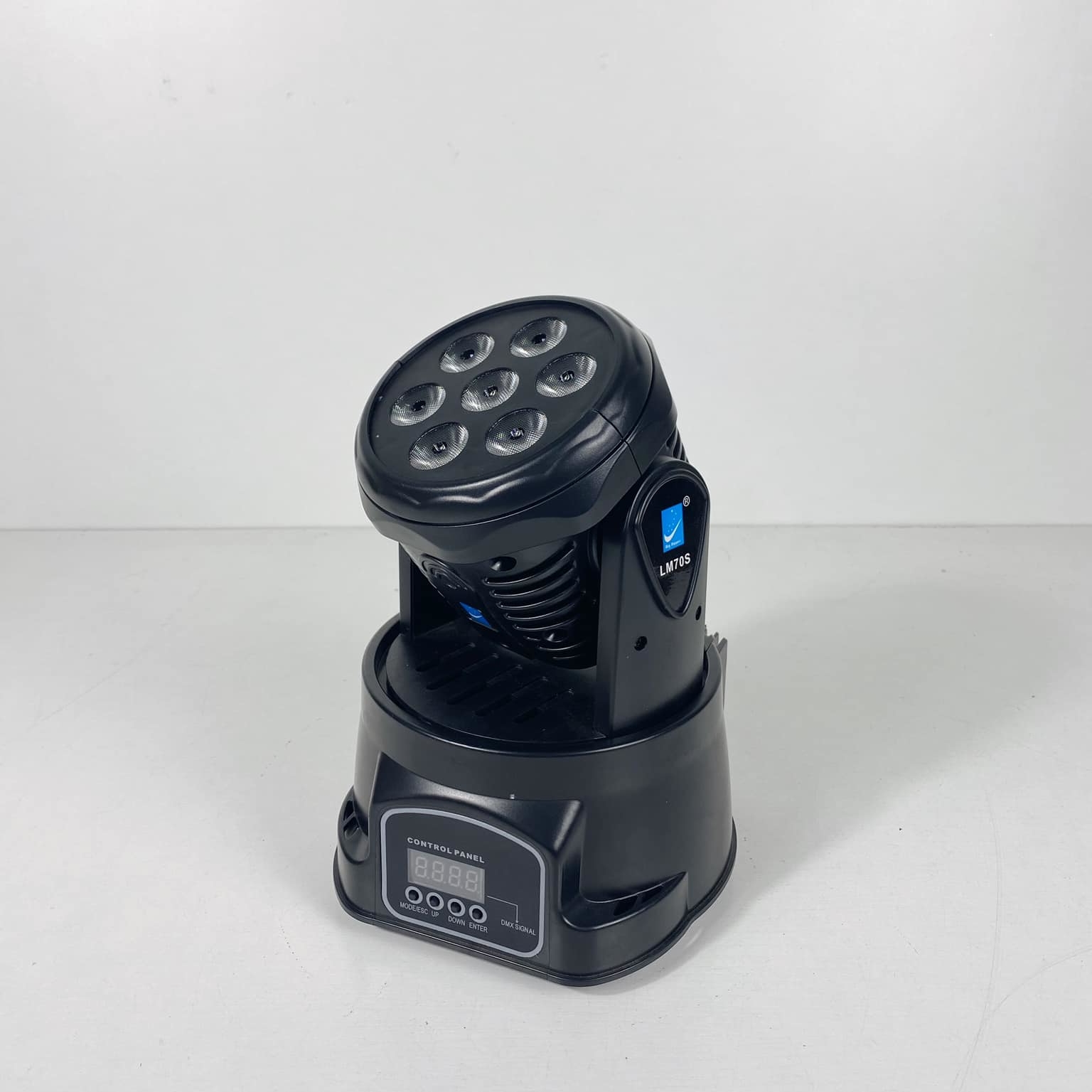 Динамічний світловий прилад LW-030