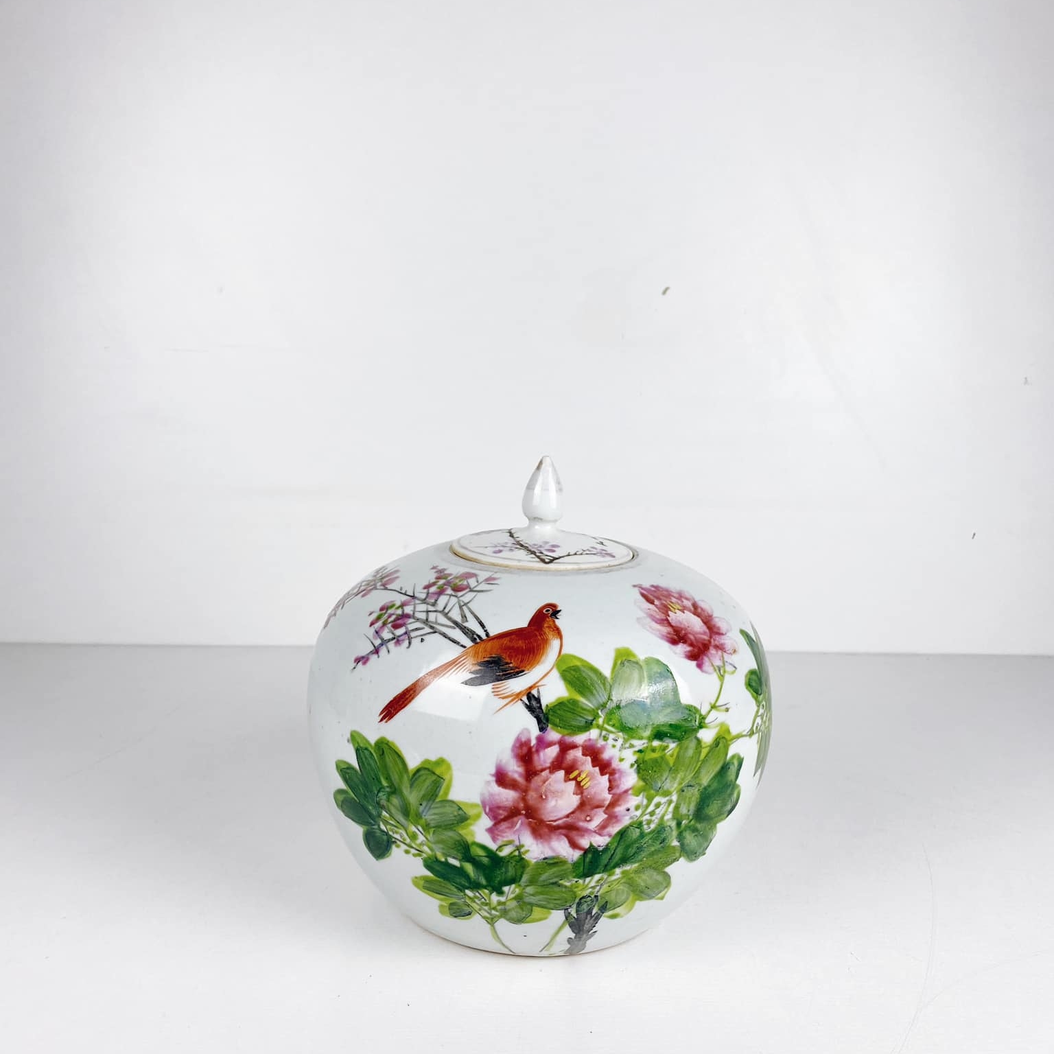 Ваза-банка китай кольоровий розпис порцеляна вінтаж VA-393