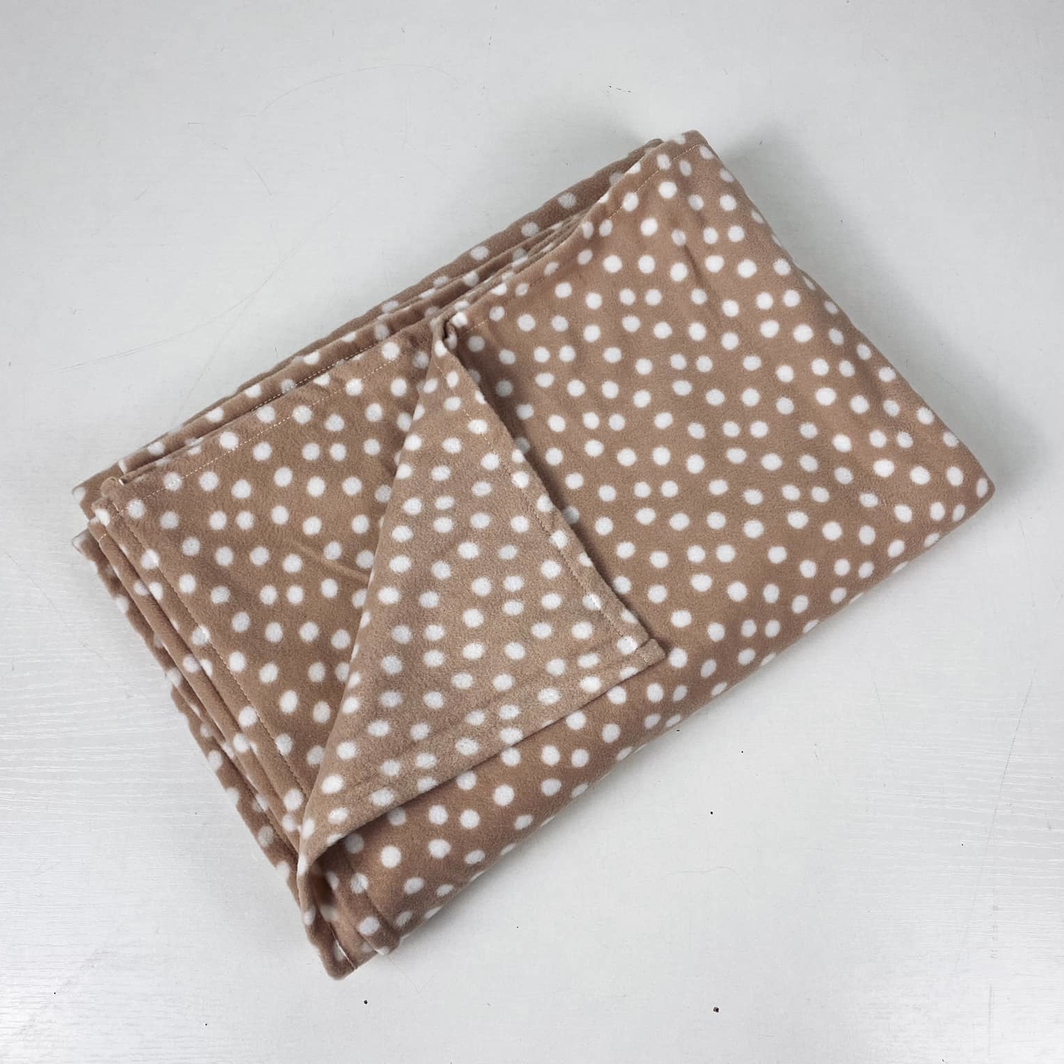 Плед бежевий в горох WR-114