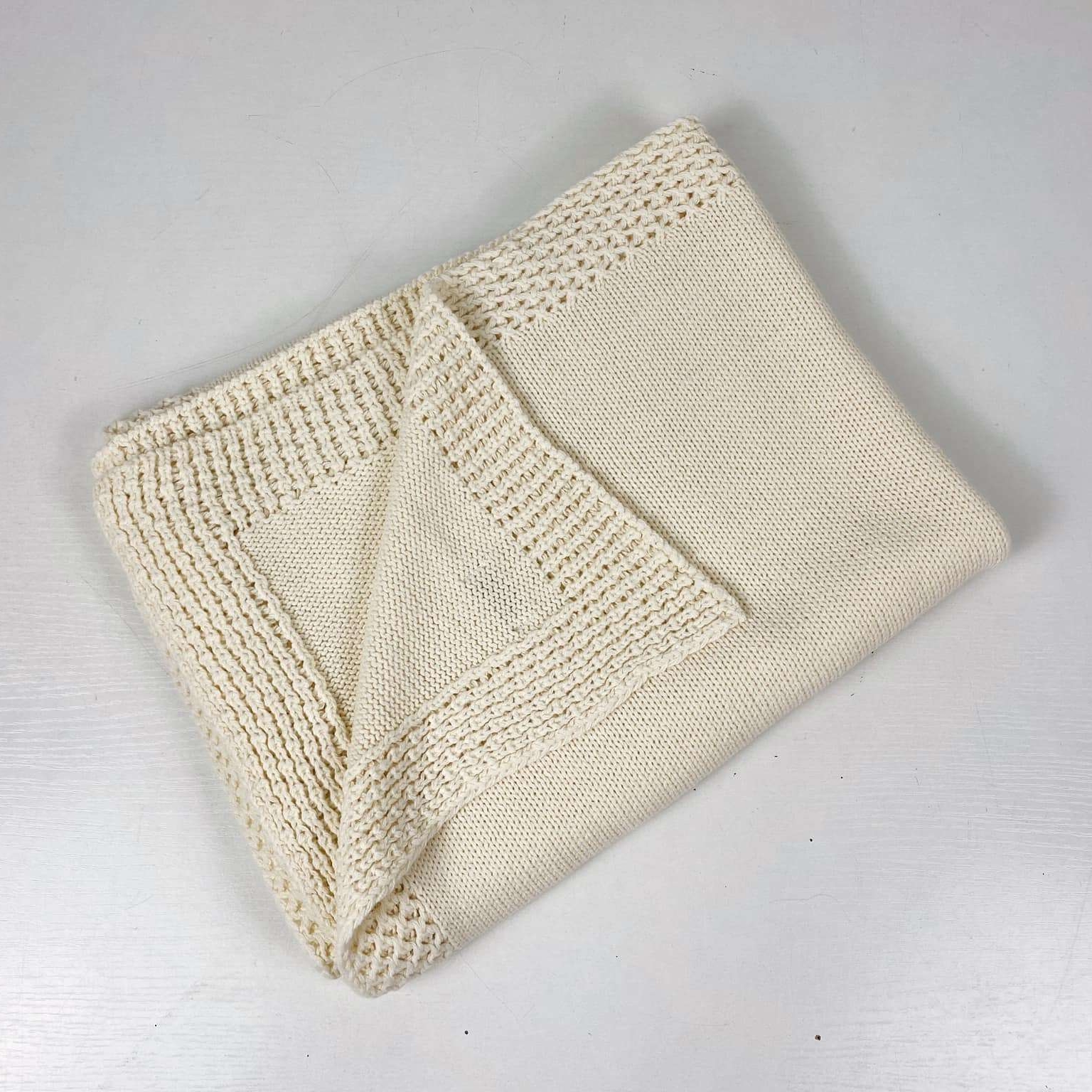 Плед дитячий в'язаний молочний WR-115