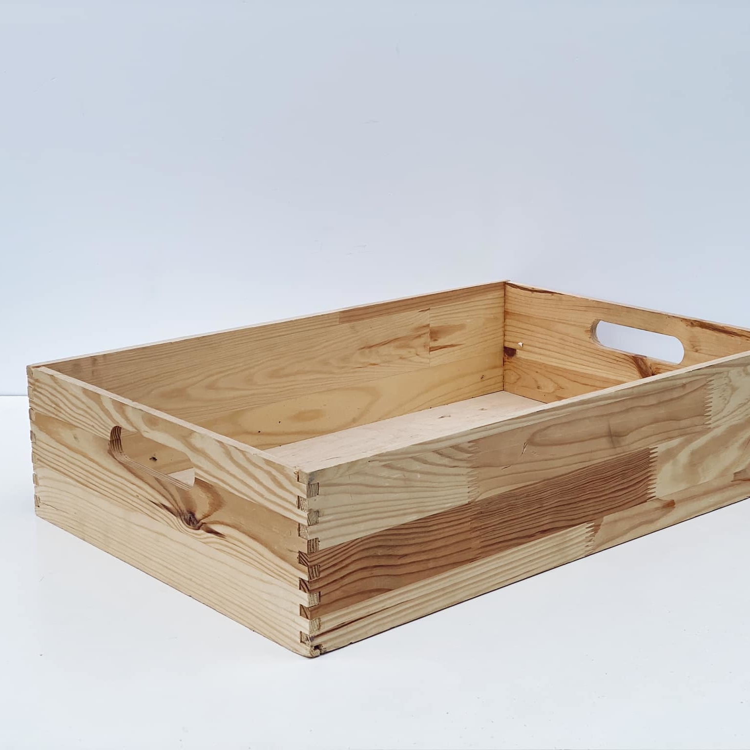 Ящик № 7 з прорізними ручками дерево