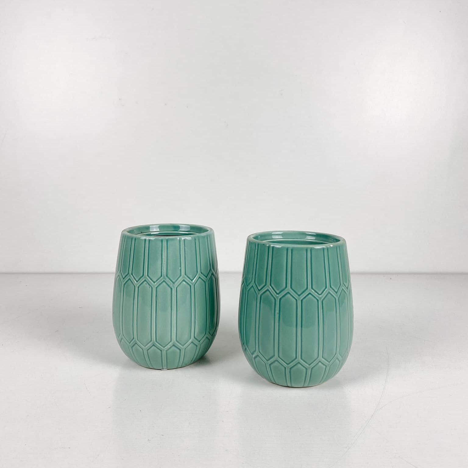 Кашпо св-зелене рельєфне кераміка