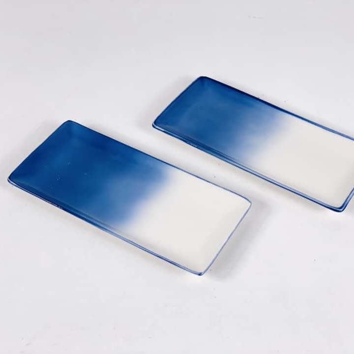 Тарілка прямокутна з ефектом омбре синьо-біла PP-090