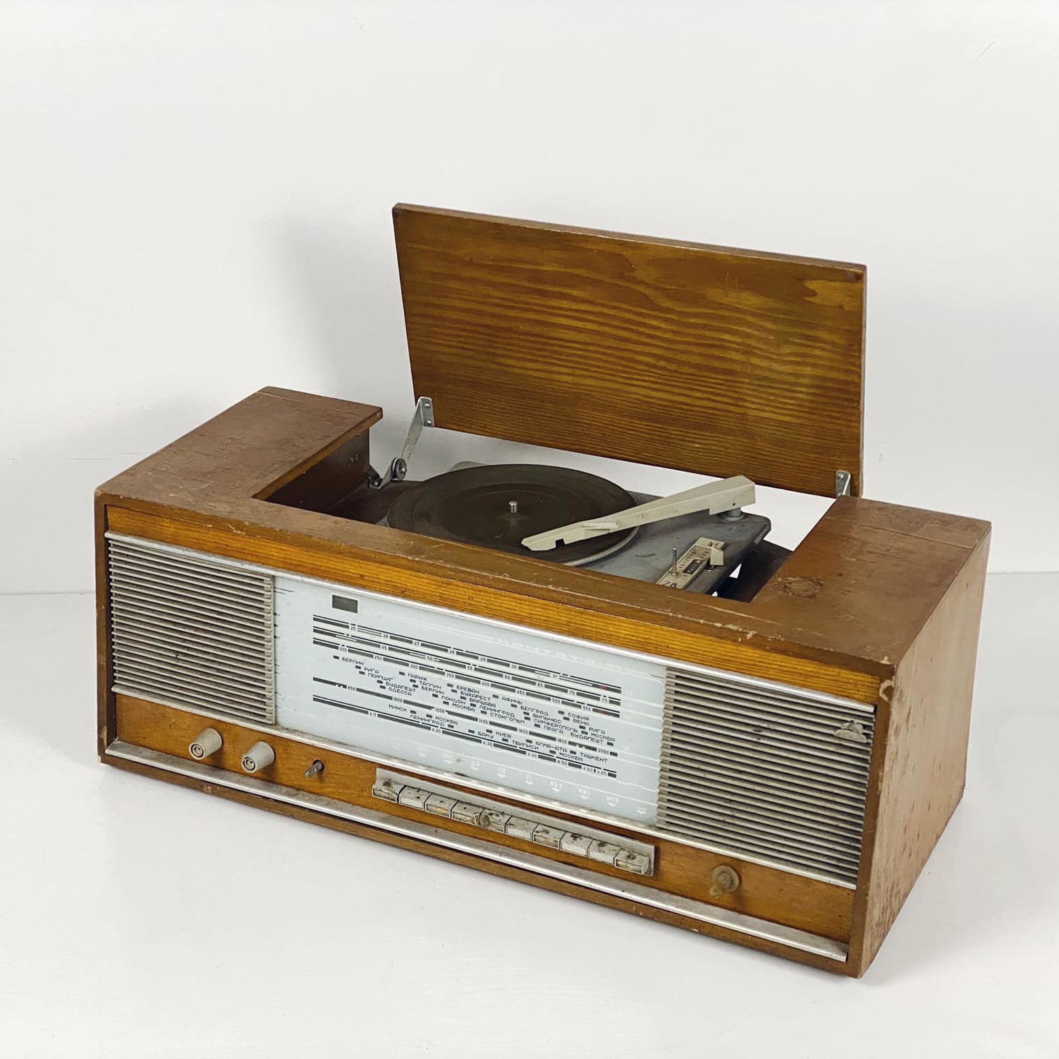 Радіола з програвачем вінілу вінтаж FM-050