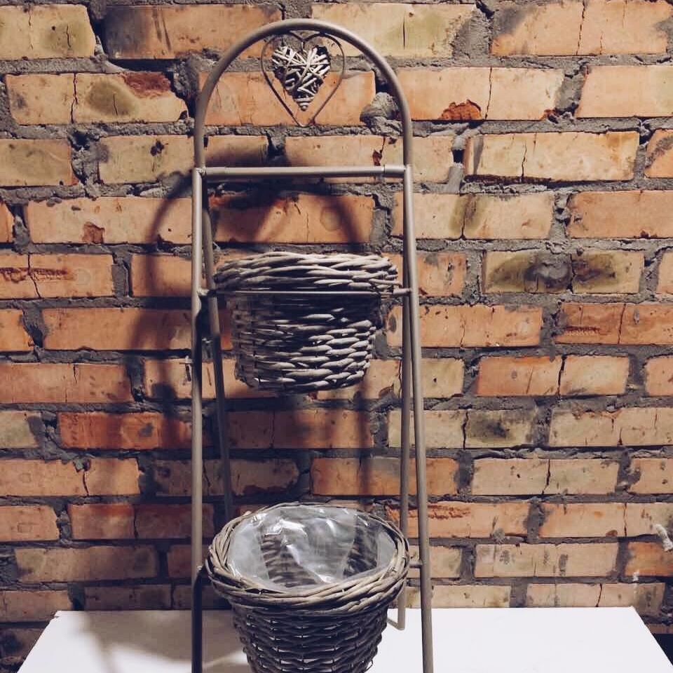 Кошики-кашпо на підставці метал/лоза