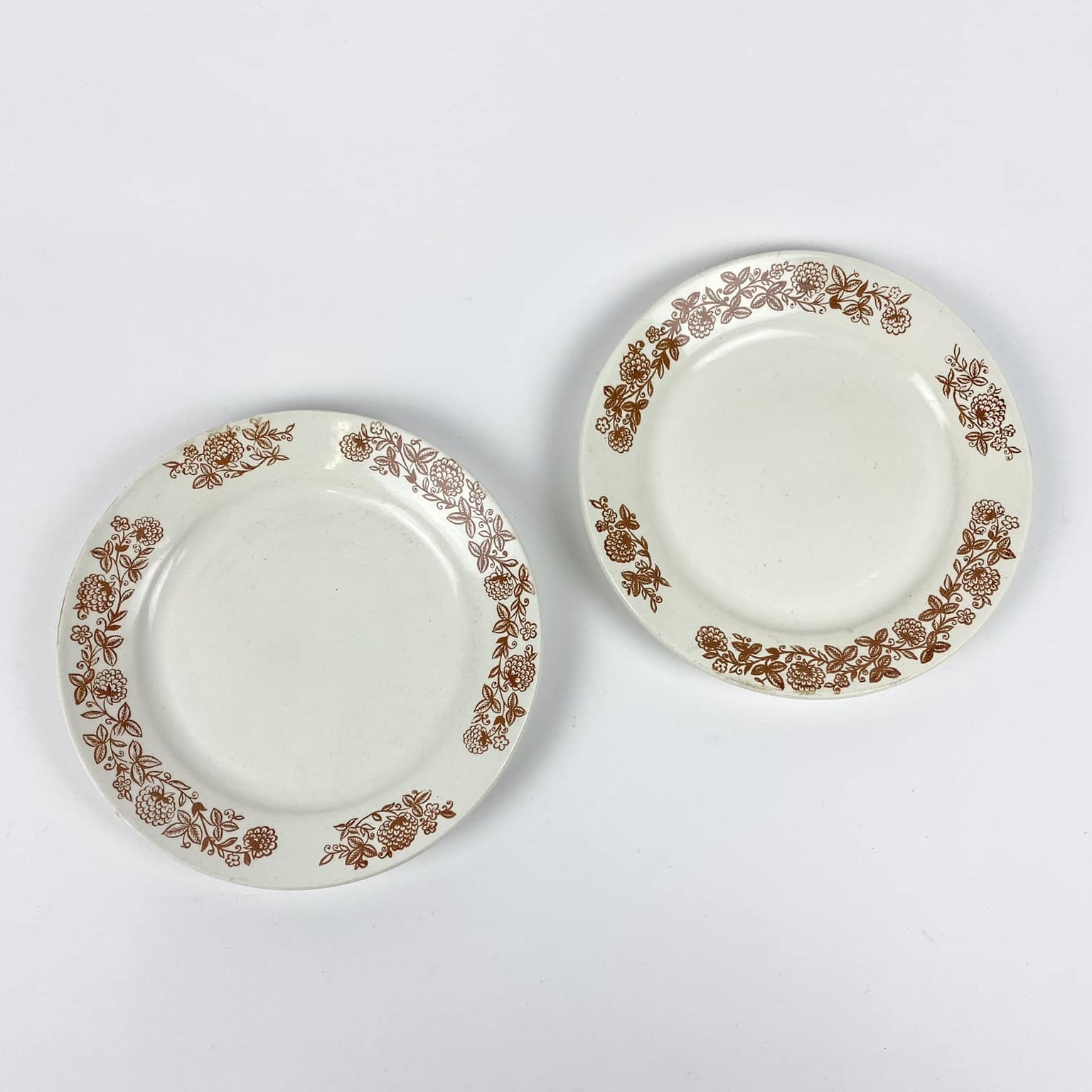 Тарілка обідня з коричневим візерунком PP-118