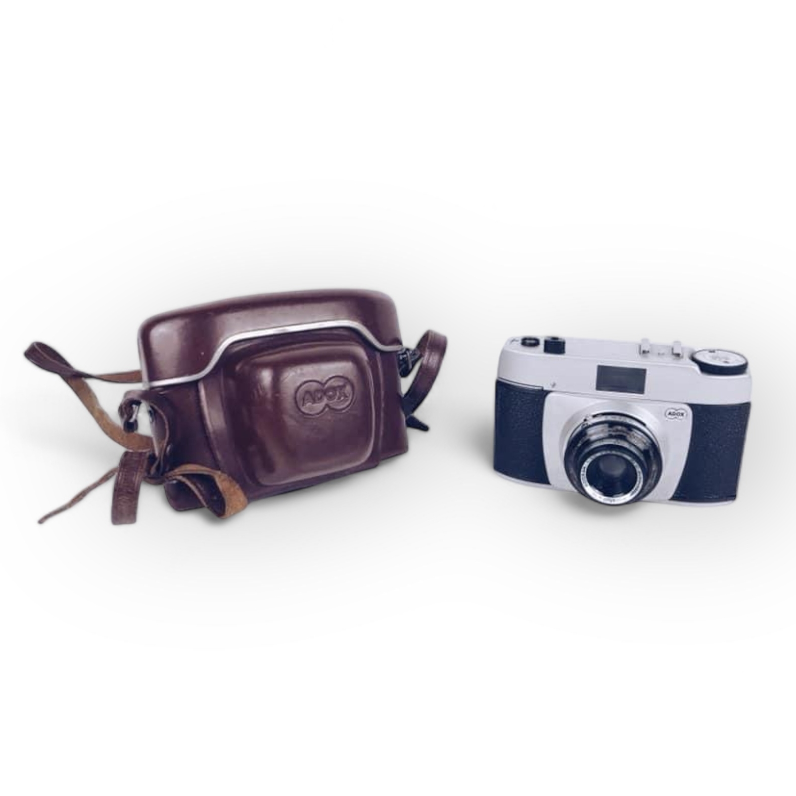 Фотоапарат вінтаж з кофром 2