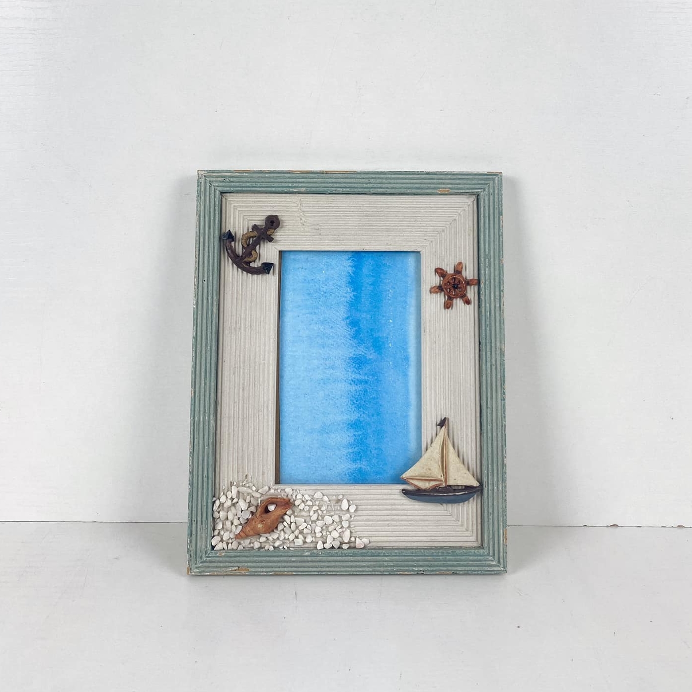 Рамка з рельєфним декором Море AR-669