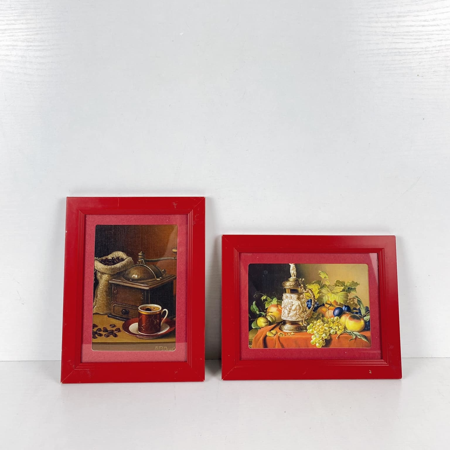 Натюрморт у червоній рамкі AR-681