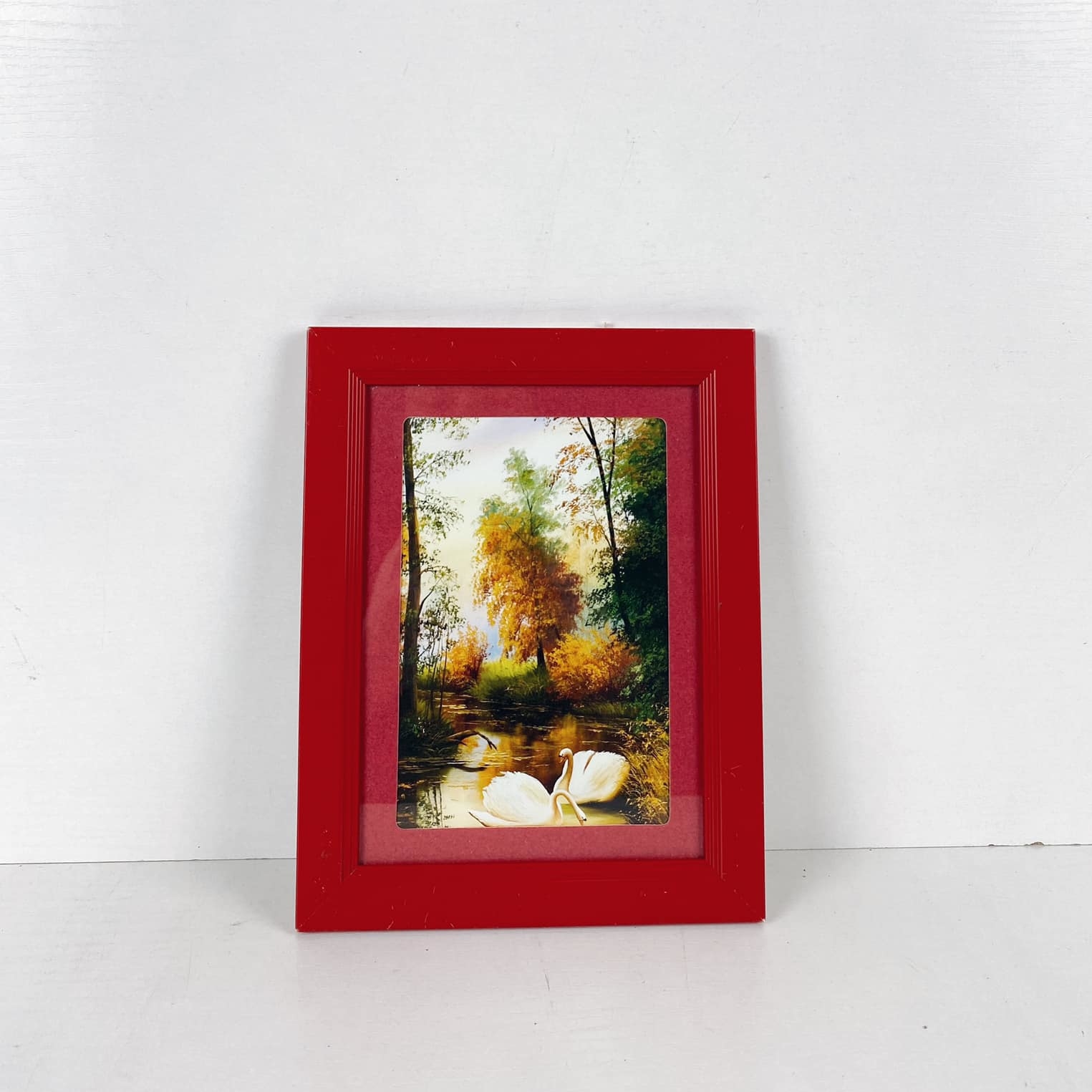 Пейзаж у червоній рамкі AR-682