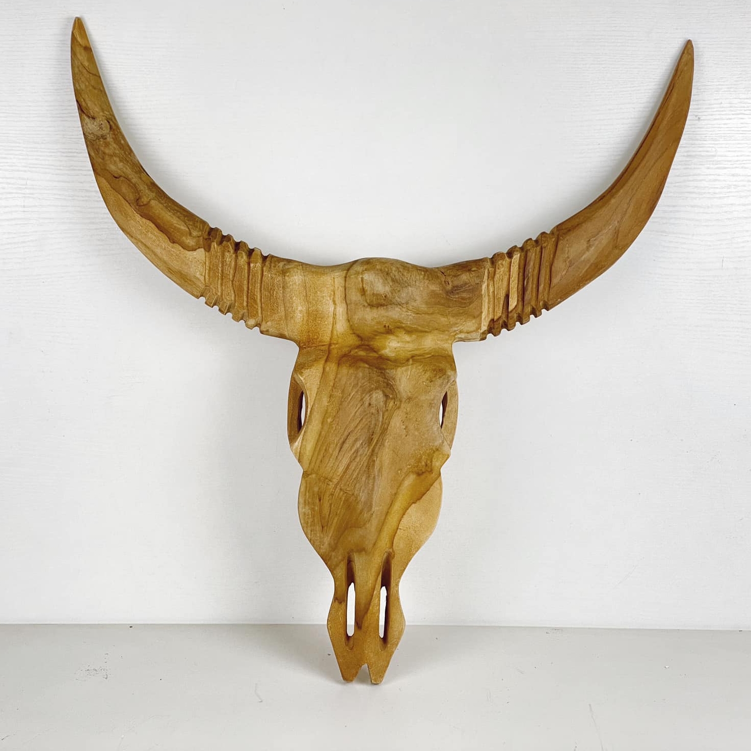 Декор Череп Буйвола настінний тікове дерево/різблення WD-056