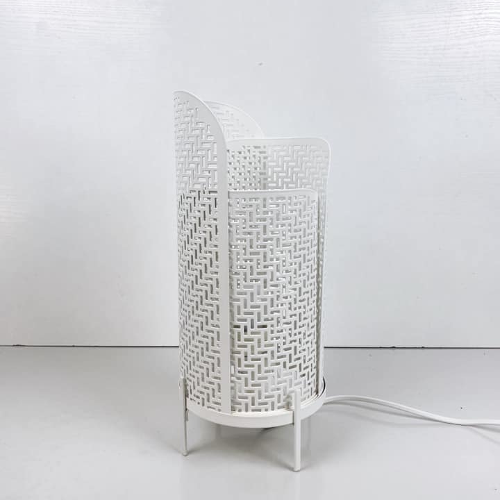 Лампа настільна ажурна біла метал LT-233