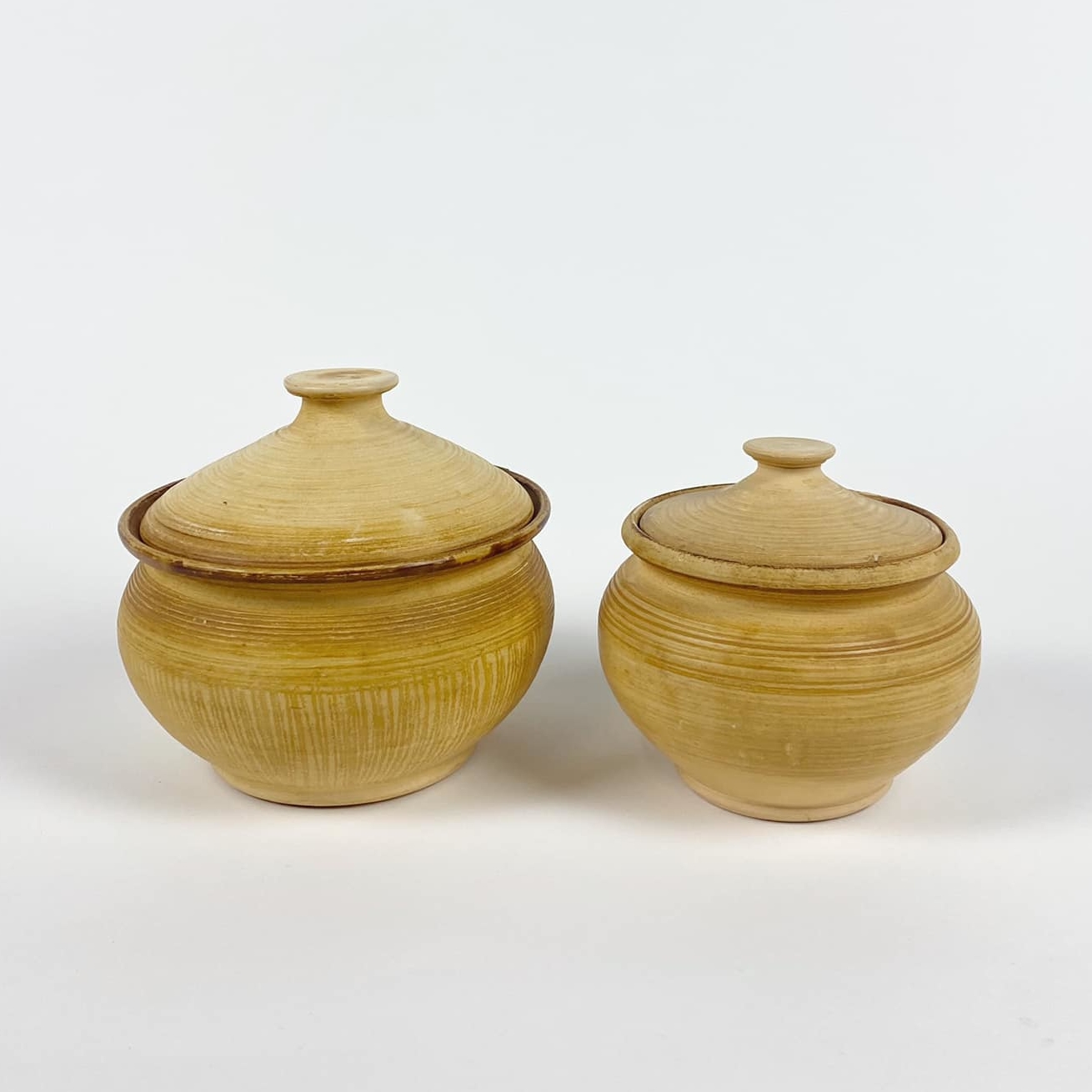 Горщик з кришкою кераміка беж етно EN-013