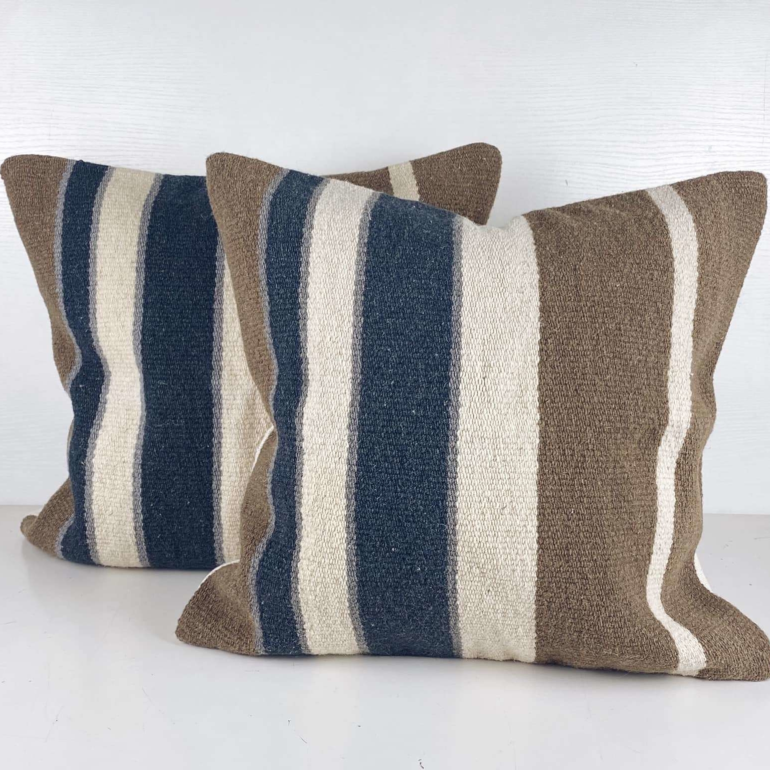 Подушка декоративна ткана смуги корчнева/чорна/беж PW-376