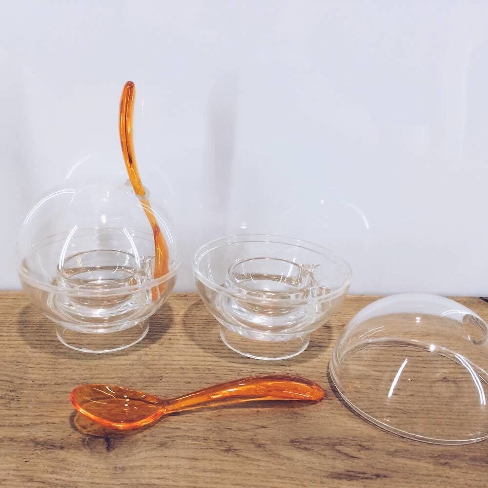 Пашотниця кругла прозора з ложкою пластик KD-065