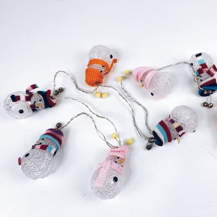 LED-гірлянда Сніговики