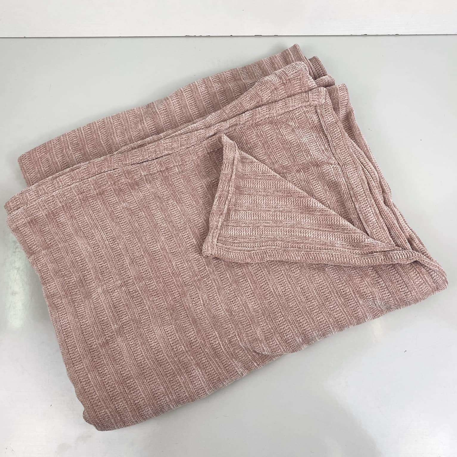 Плед блідо-рожевий в рубчик WR-205