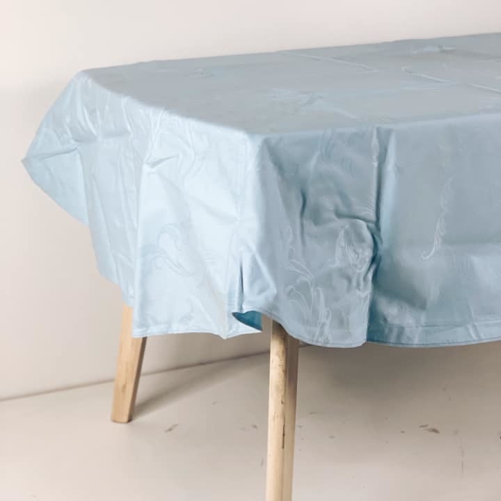 Скатертина блакитна кругла візерунок жакард TT-080