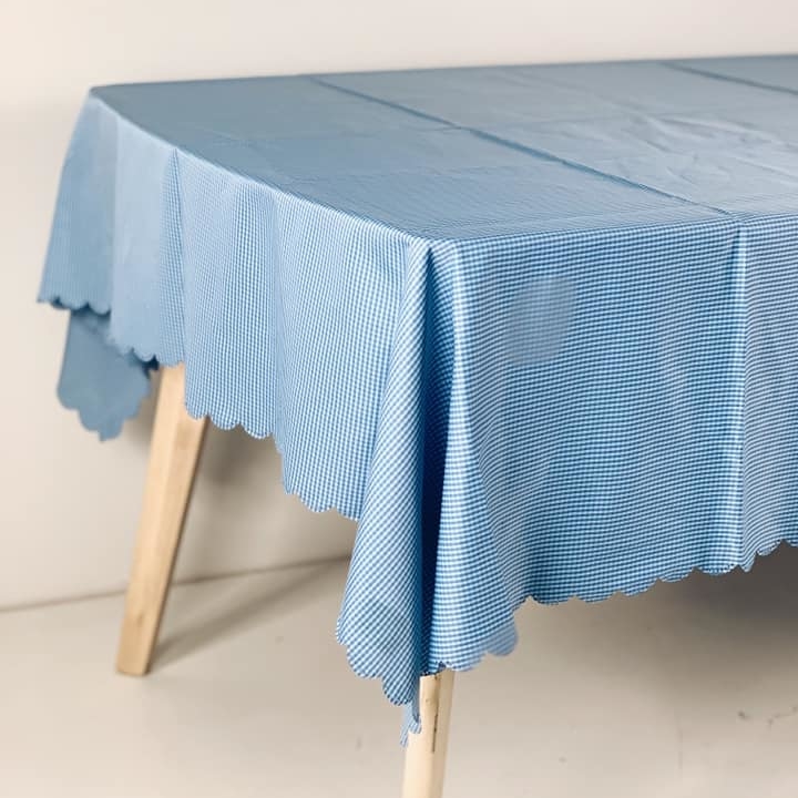 Скатертина синьо-біла дрібна клітинка з фестонами TT-082