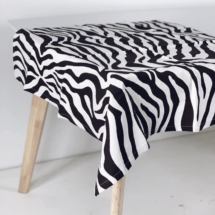 Скатертина квадратна мала Зебра TT-090