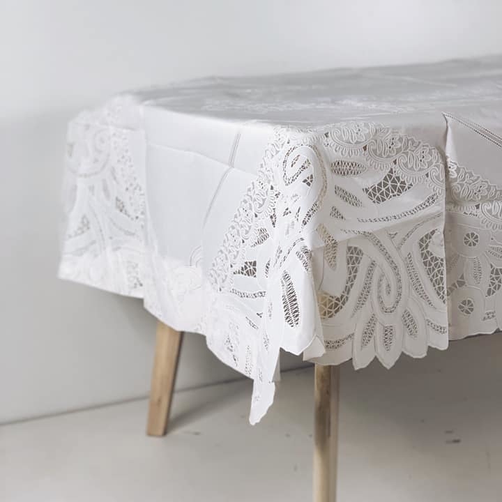 Скатертина біла Гіпюр 3 пвх TT-098