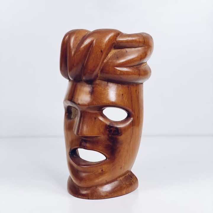 Маска ідола настінна червоне дерево WD-046