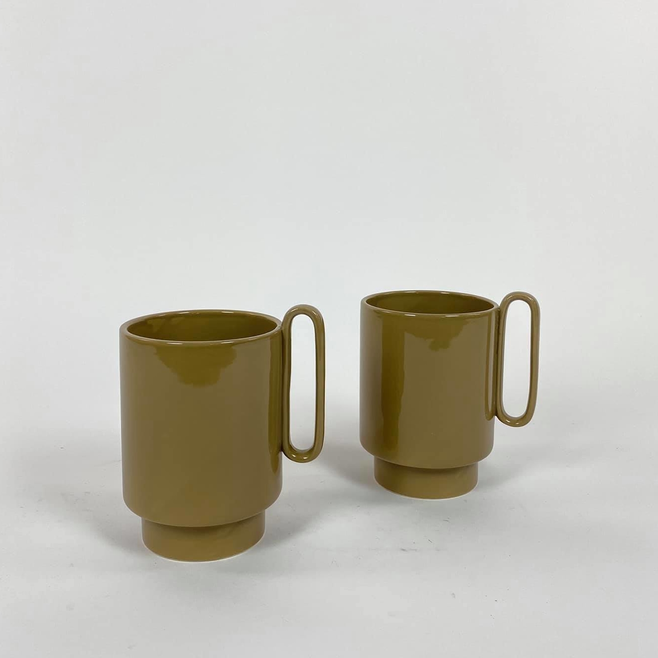 Банка для столових приборів беж кераміка KD-066