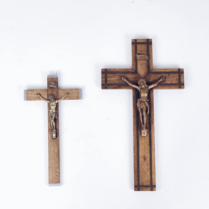 Хрест настінний Розп'яття дерево/метал WD-034