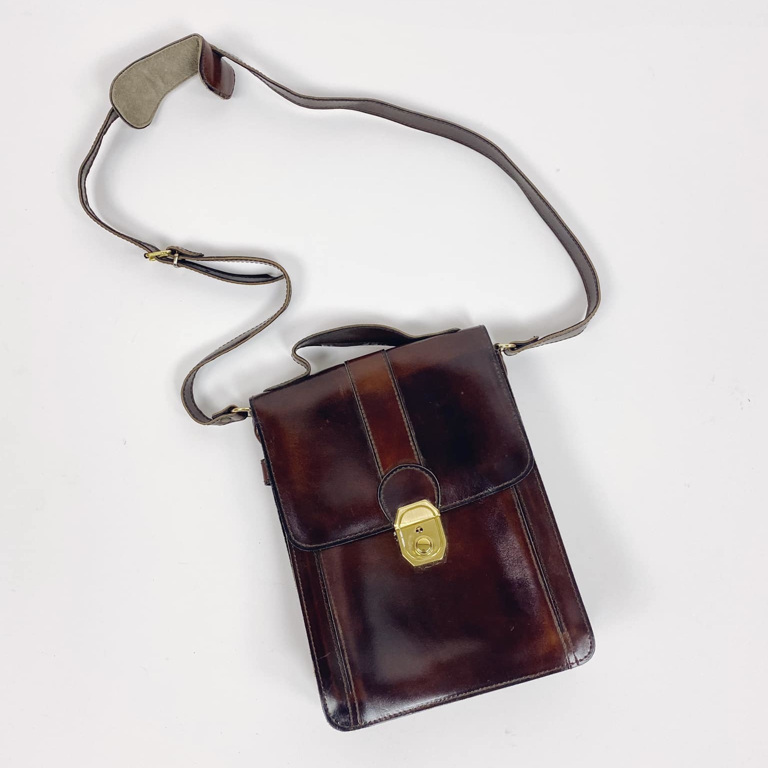 Сумка з ремінцем вінтаж т-коричнева шкіра VL-104