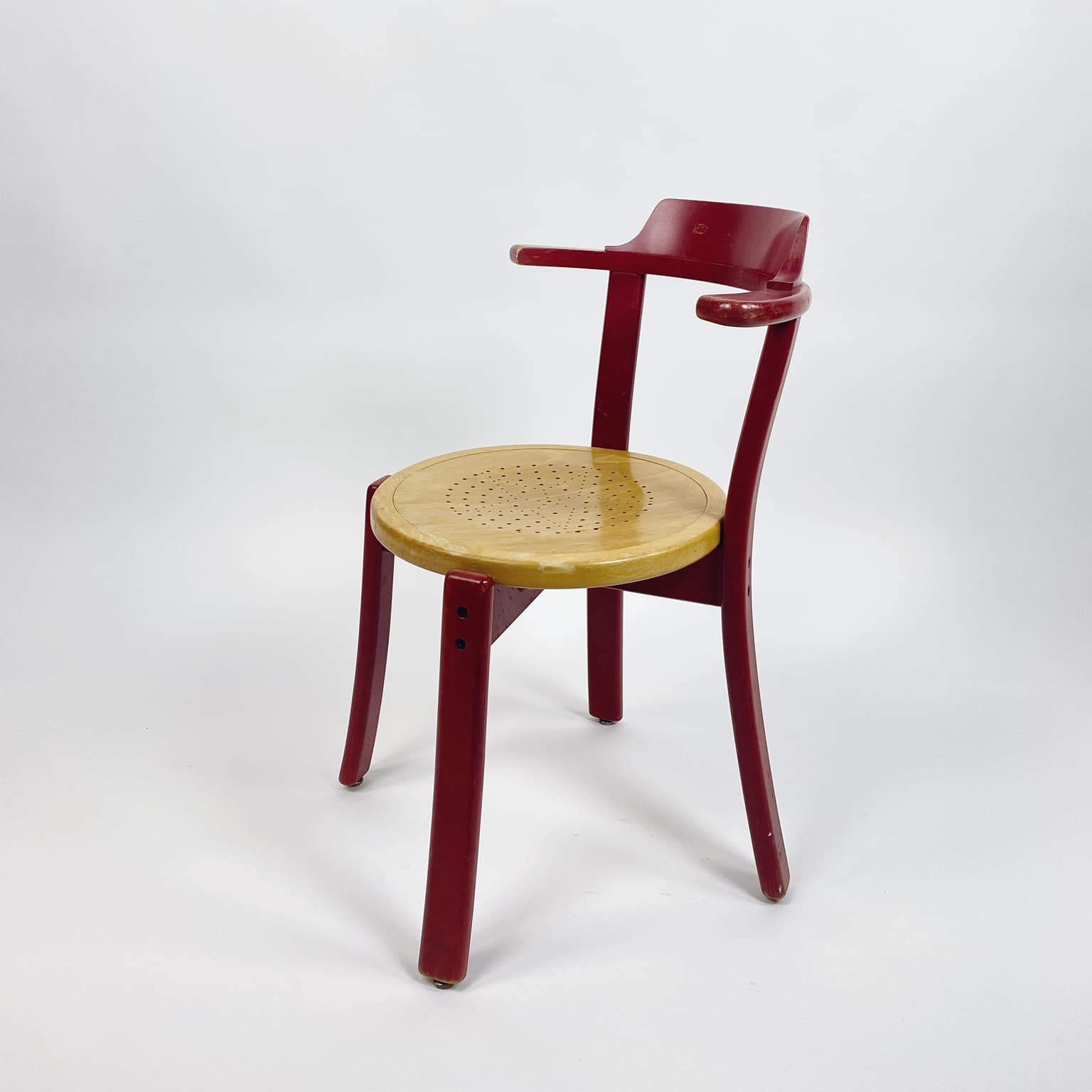 Стілець дерево червоний вінтаж ST-117