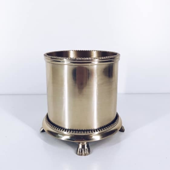 Кашпо на левових ніжках золото метал