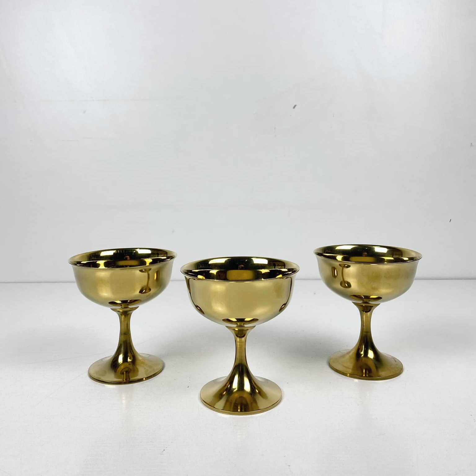 Креманка метал золото SA-040