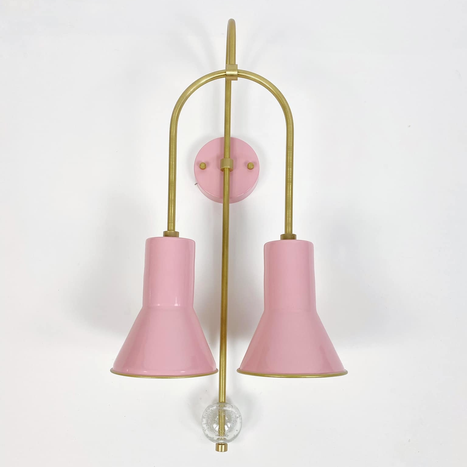 Світильние-бра настінний з 2 плафонами золото/рожевий метал LW-029