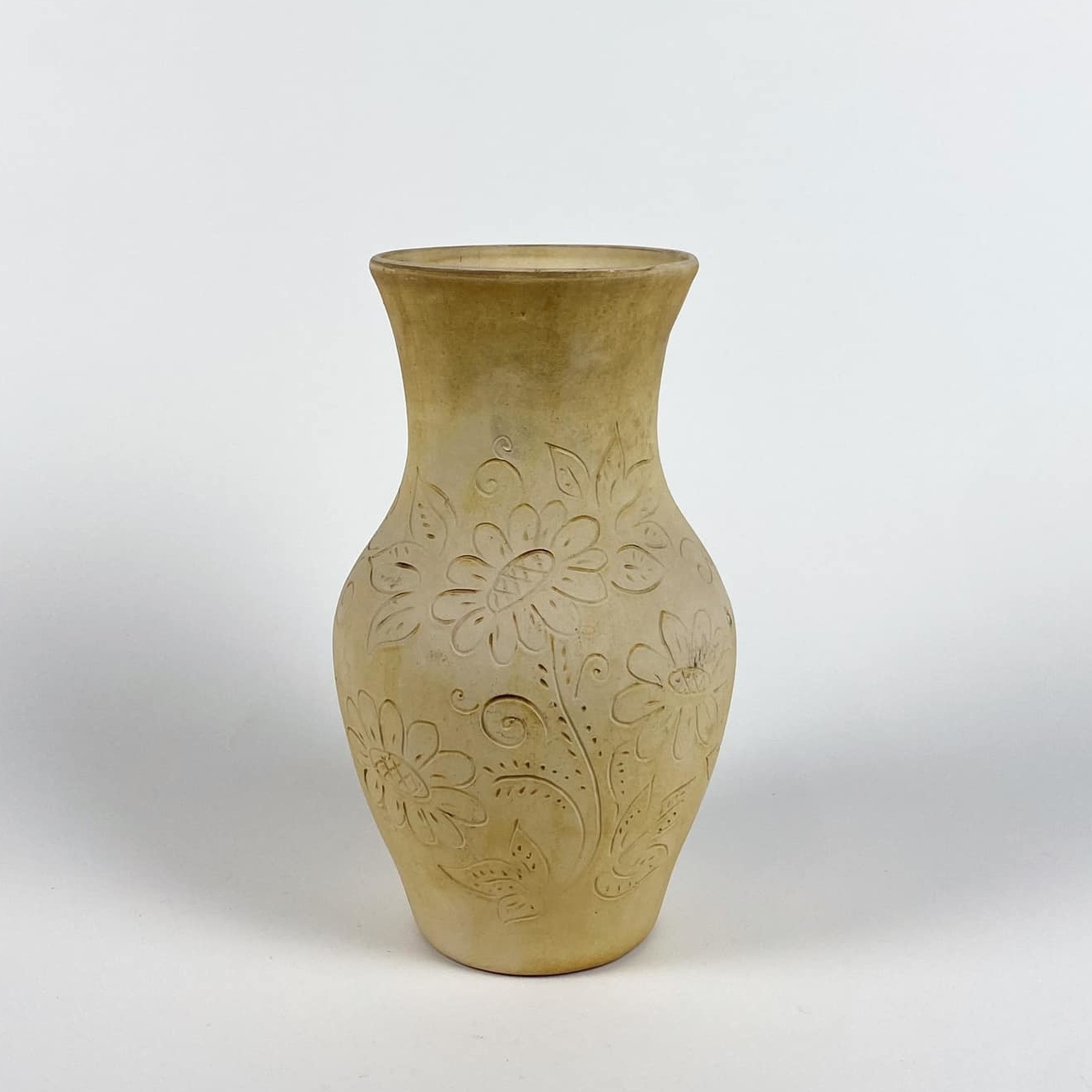 Ваза-глечик рельєфний декор етно кераміка EN-062