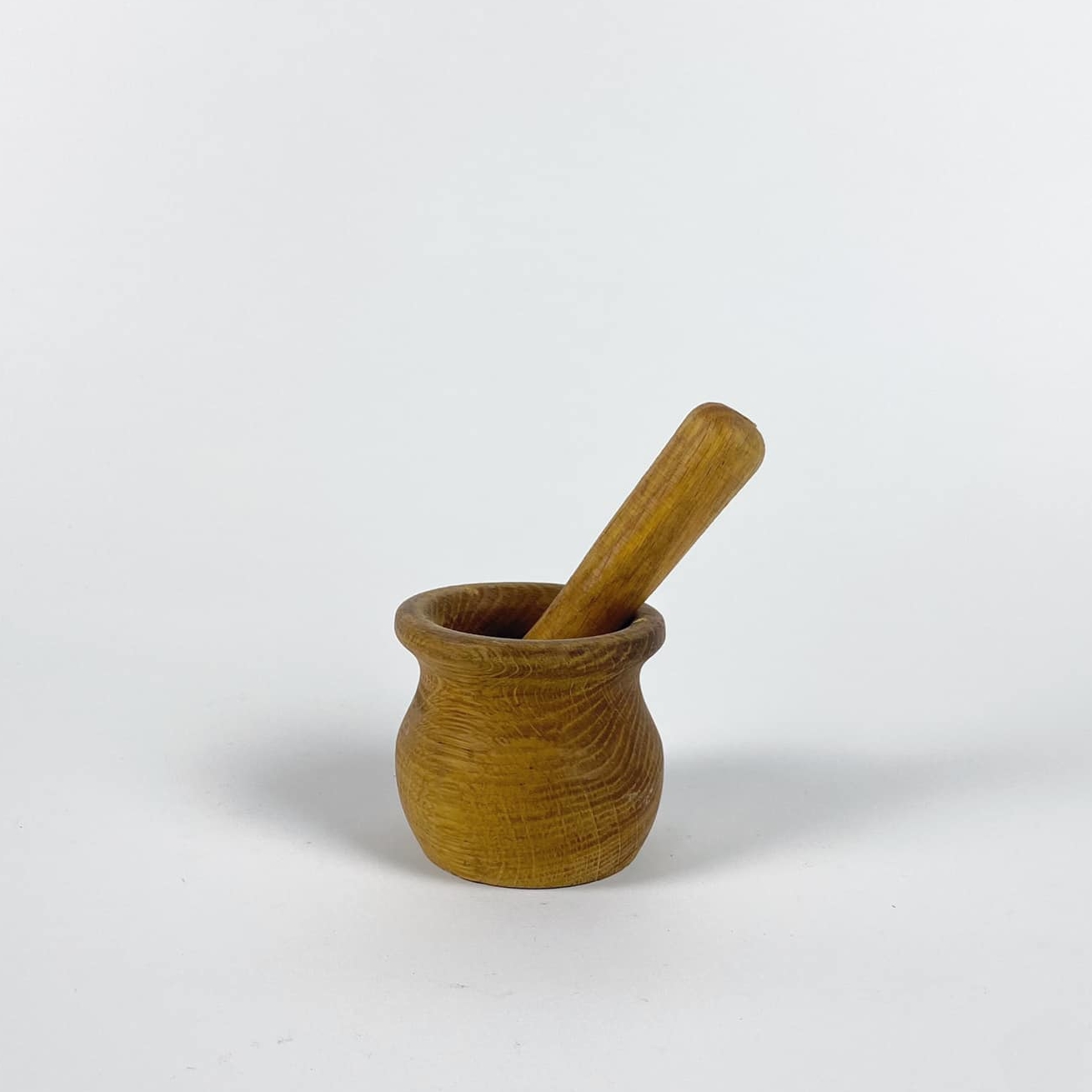 Ступка з товкачиком мала етно дерево EN-074