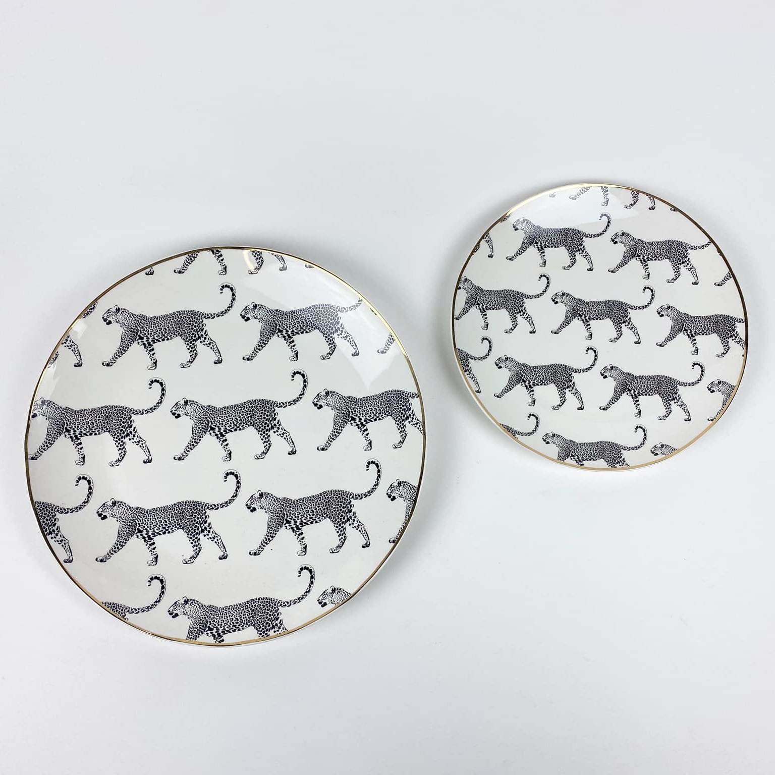 Тарілка обідня Леопард чб/золото PP-105