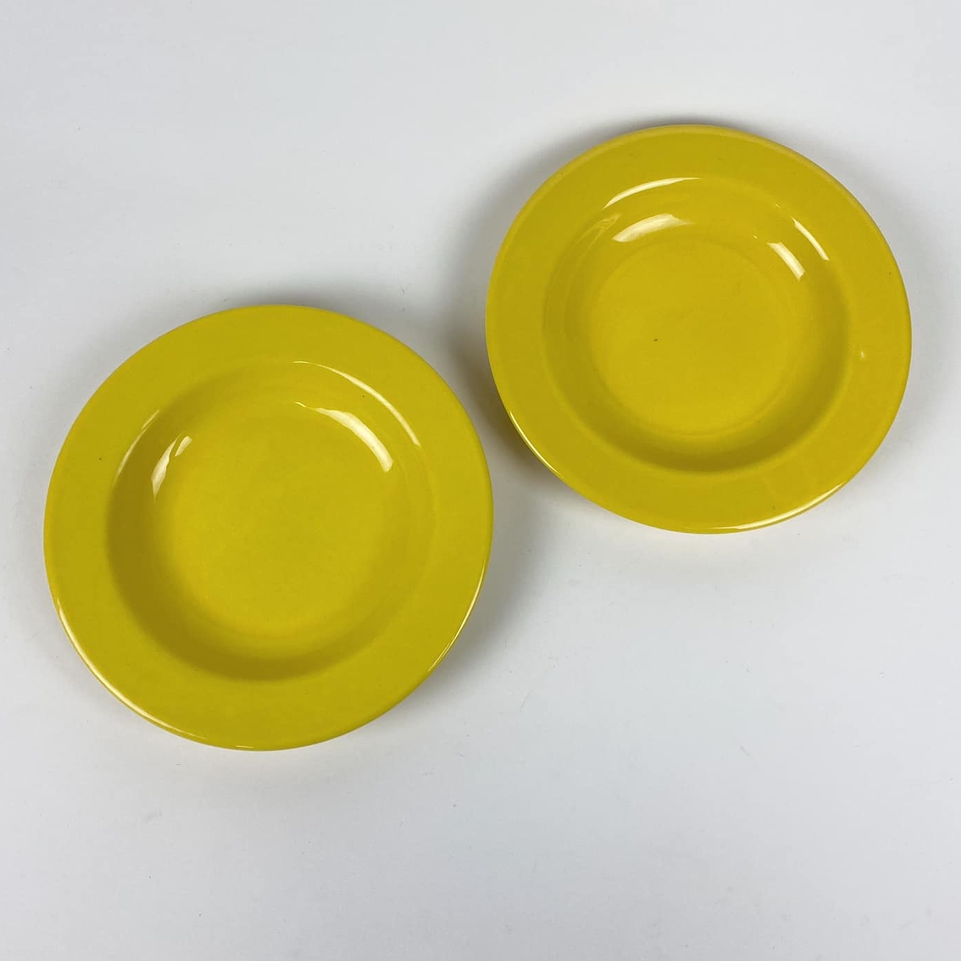 Тарілка супова яскраво-жовта кераміка PP-152