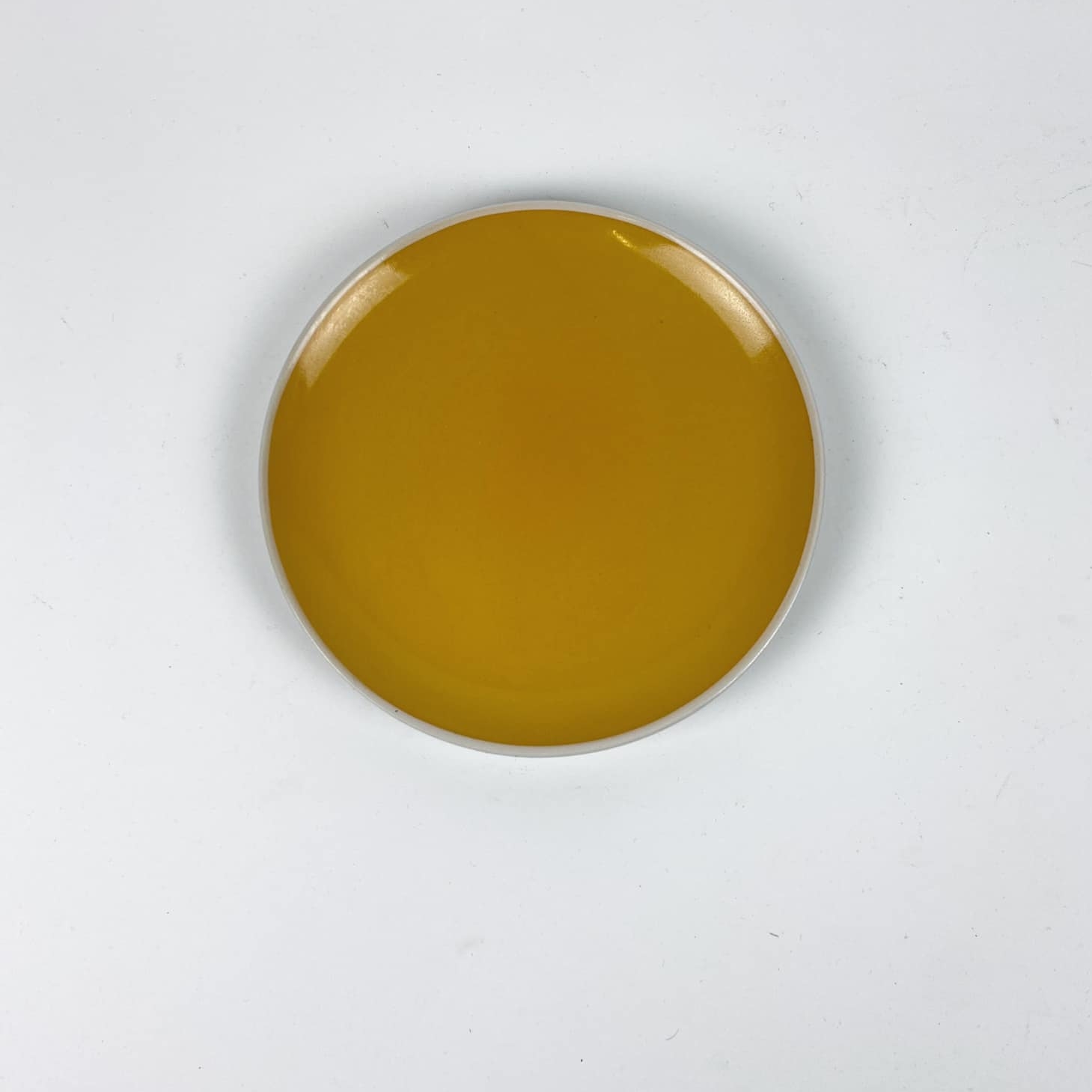 Тарілка обідня охра білий кант PP-175