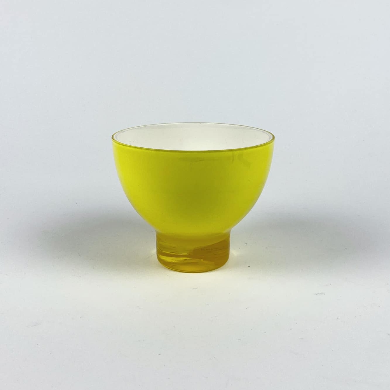 Миска-піала жовто-біла пластик PP-209