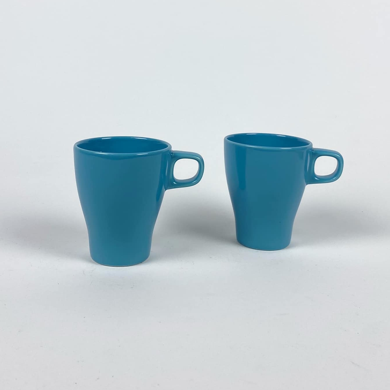 Чашка висока яскраво-блакитна кераміка TE-096