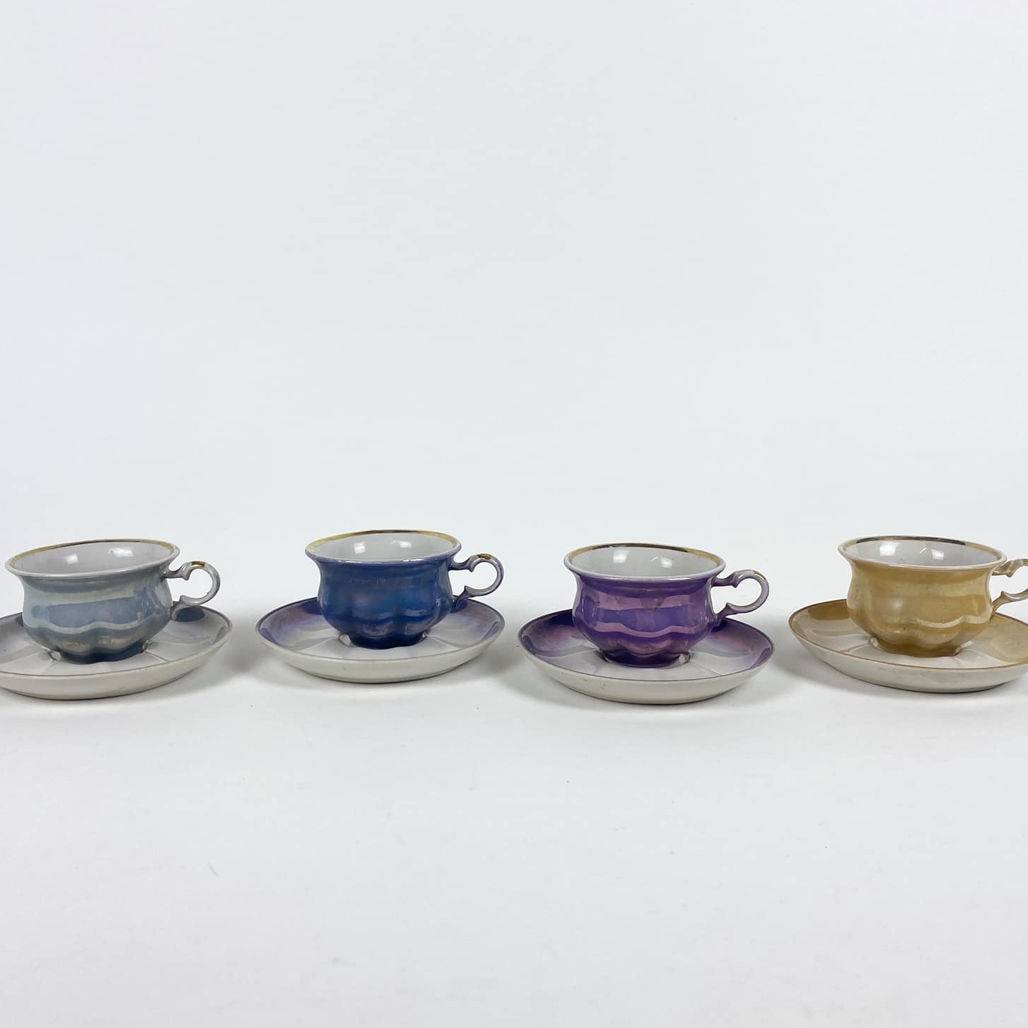 Чашка з блюдцем кольорова порцеляна TE-164