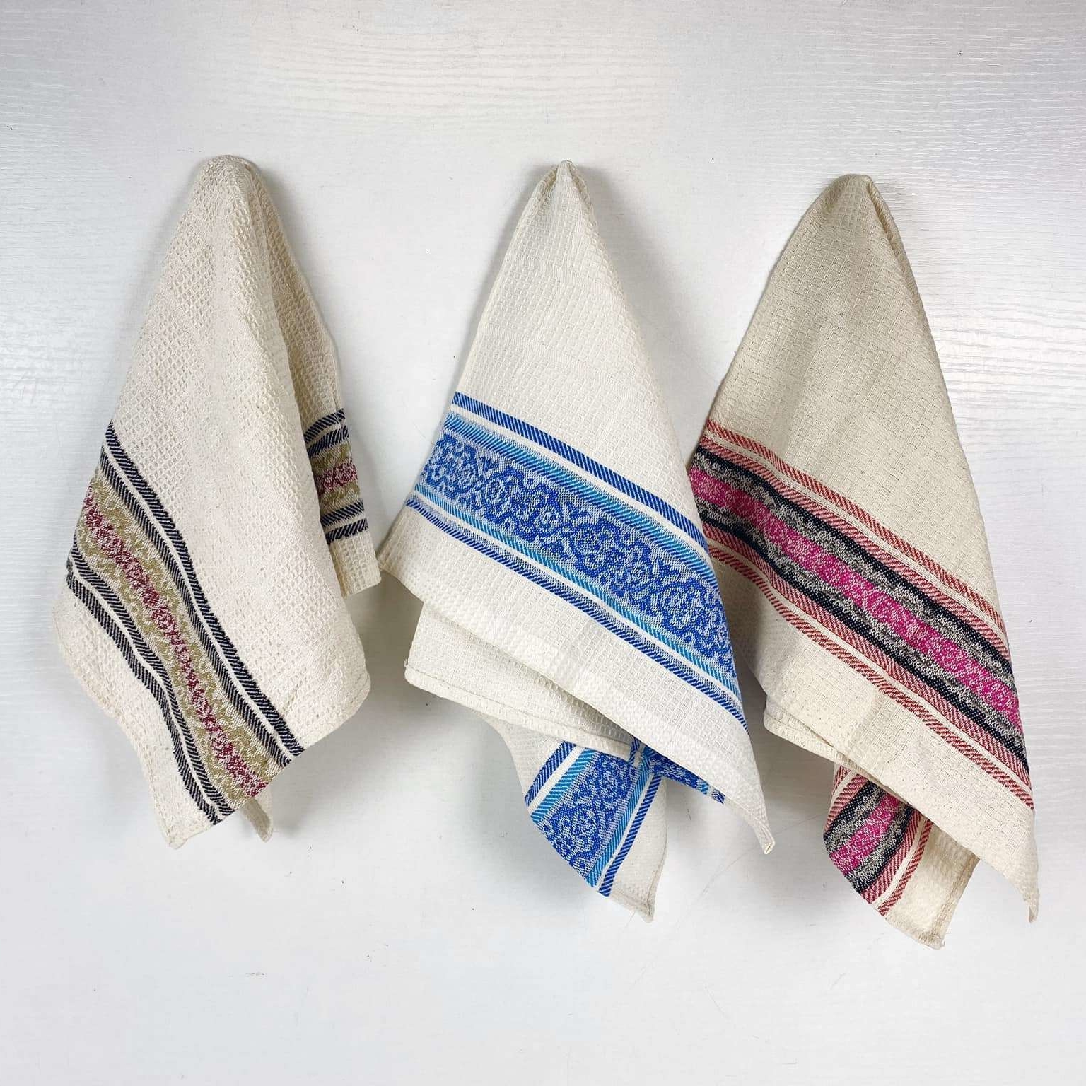 Рушник кухонний св-беж зі смугою орнаменту жакард TT-108