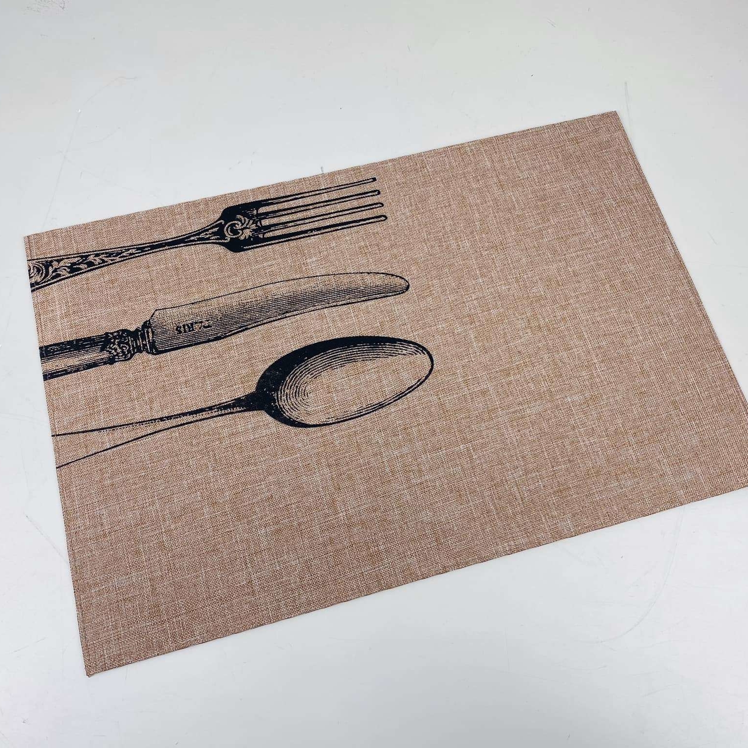 Підкладка для сервіровки беж принт Столові прибори TT-130