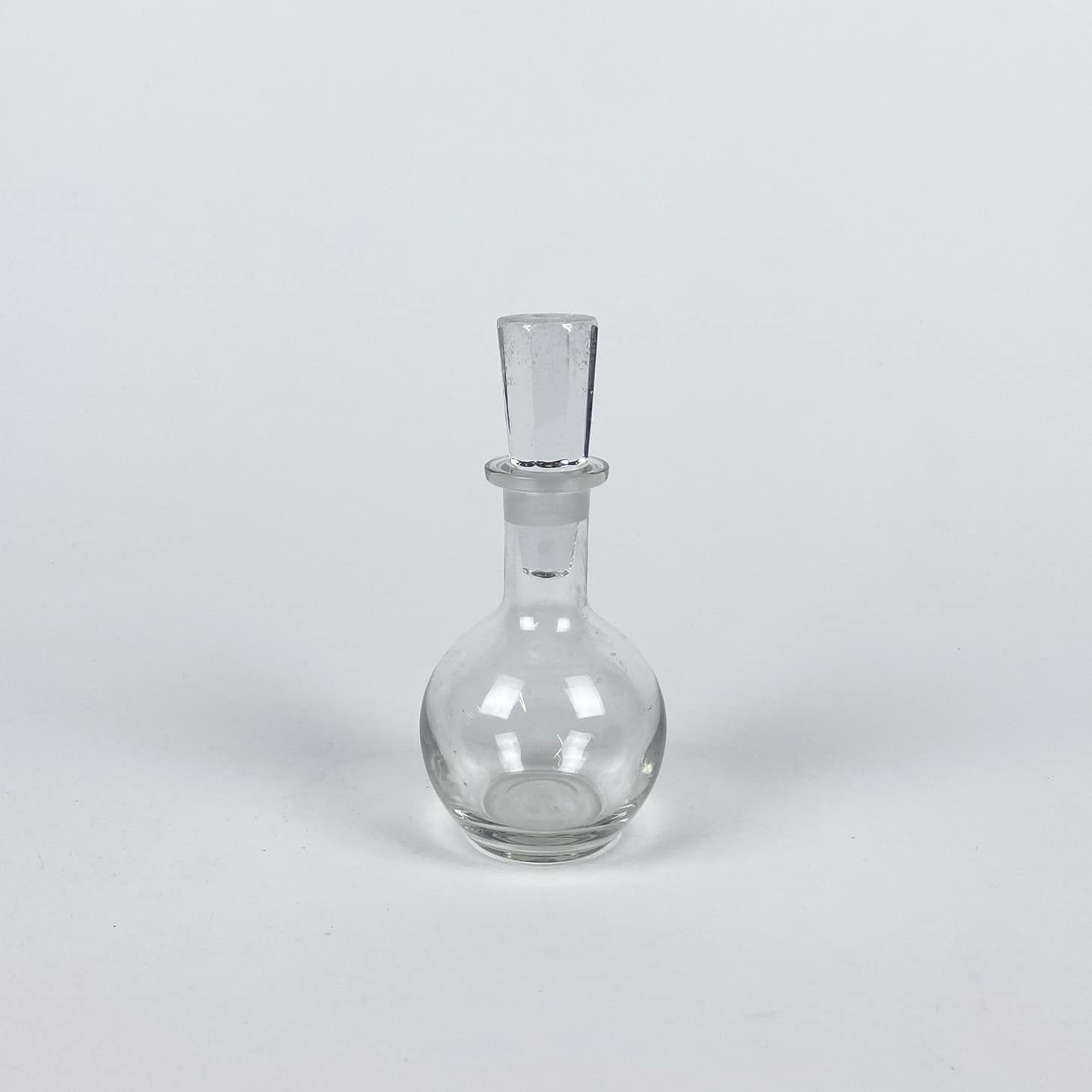 Графин малий скло KF-082