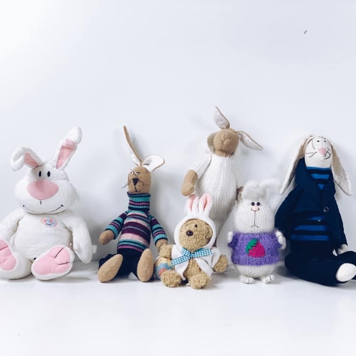 М'яка іграшка Заєць в асортименті