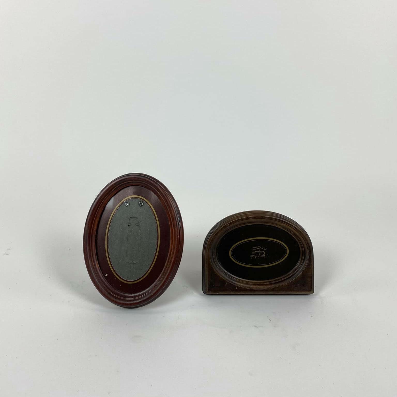 Фоторамка старовинна мала овальна т-дерево AR-864